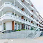 Aparts Care Ku Morzu 58 Widok Na Basen Parking Apartman Sianozety