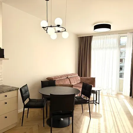Aparts Care Ku Morzu 58 Widok Na Basen Parking Apartman