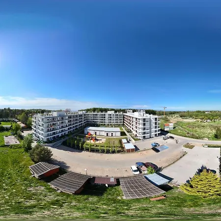 Aparts Care Ku Morzu 58 Widok Na Basen Parking Sianozety